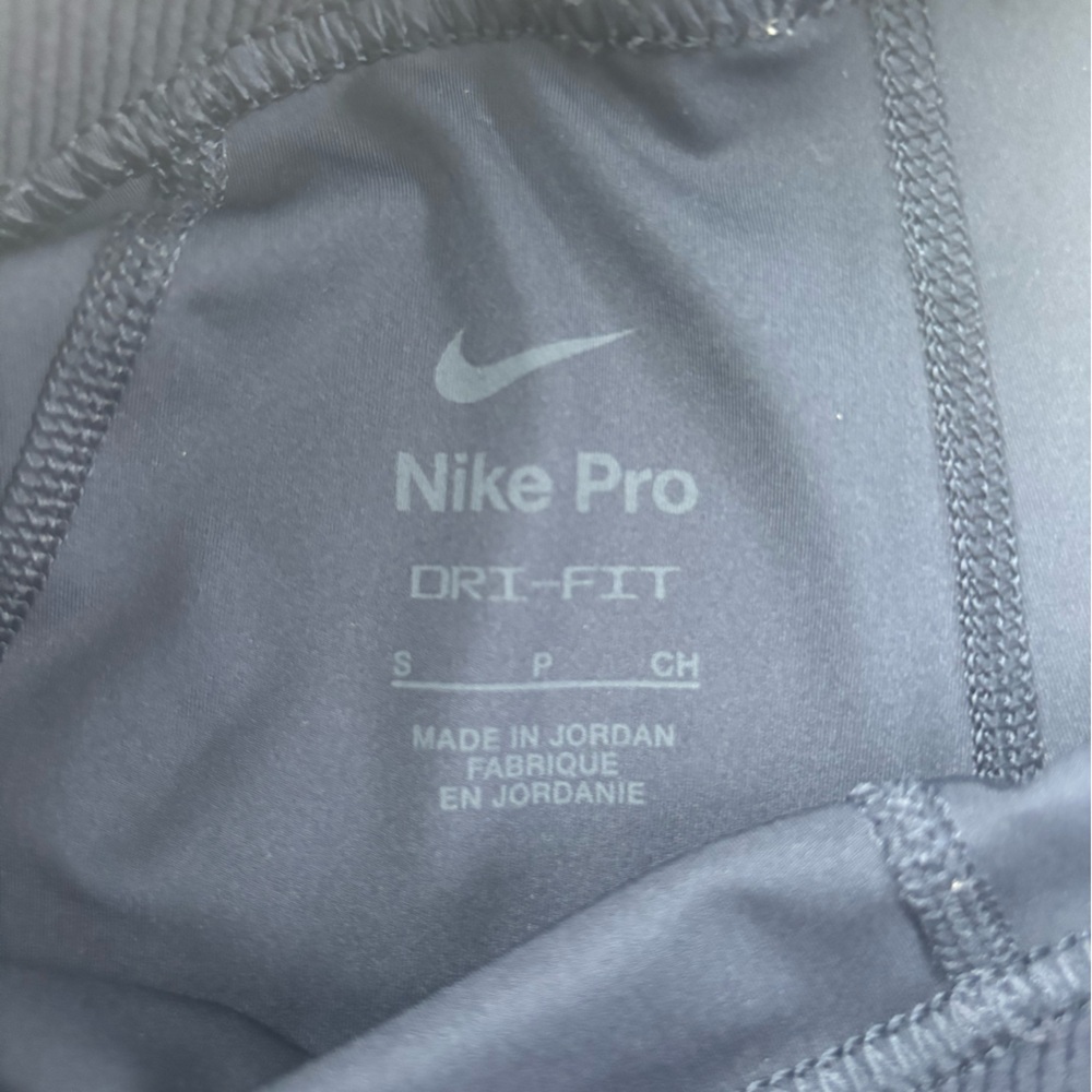 Nike Woman’s Navy Pro Compression Shorts with White Logo - Picture 3 of 3